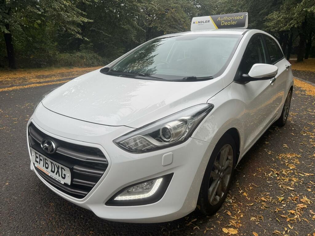 Hyundai I30 Premium White #5