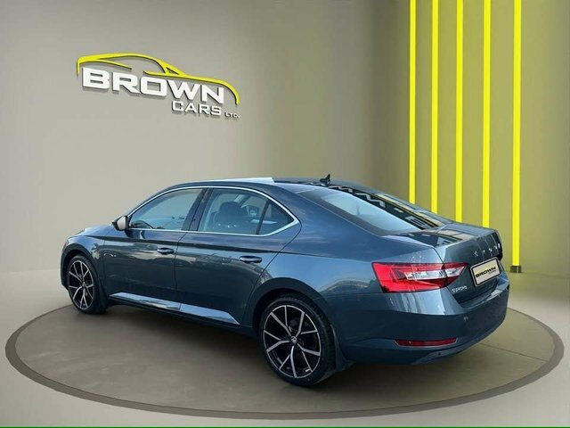 Skoda Superb 2.0 Tdi Se Hatchback Grey #6