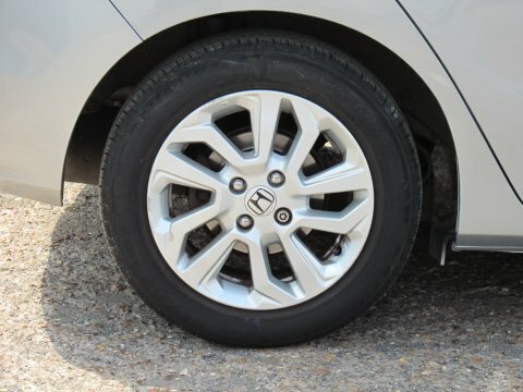 Honda Jazz Elegance White #13