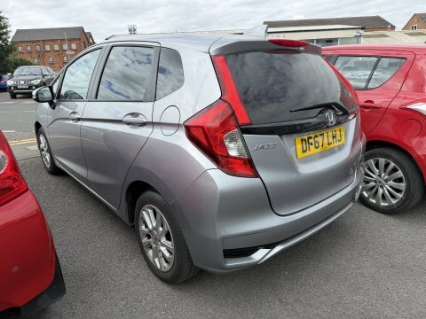 Honda Jazz 1.5 I-mmd Hybrid Ex Ecvt White #2