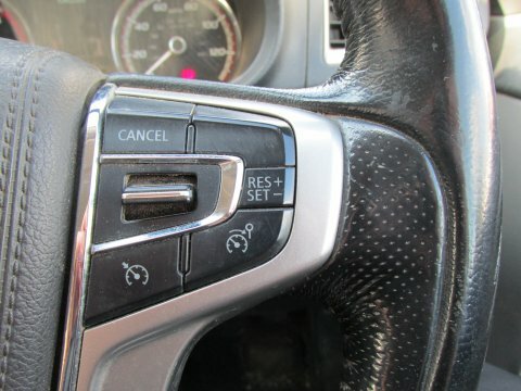 Mitsubishi L200 Di-d 4X4 Barbarian Black #26