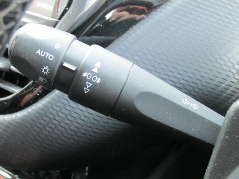 Peugeot 2008 Allure Ss White #20