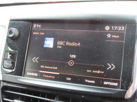 Peugeot 2008 Allure Ss White #16