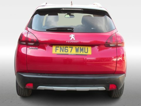 Peugeot 2008 Puretech Allure Red #6