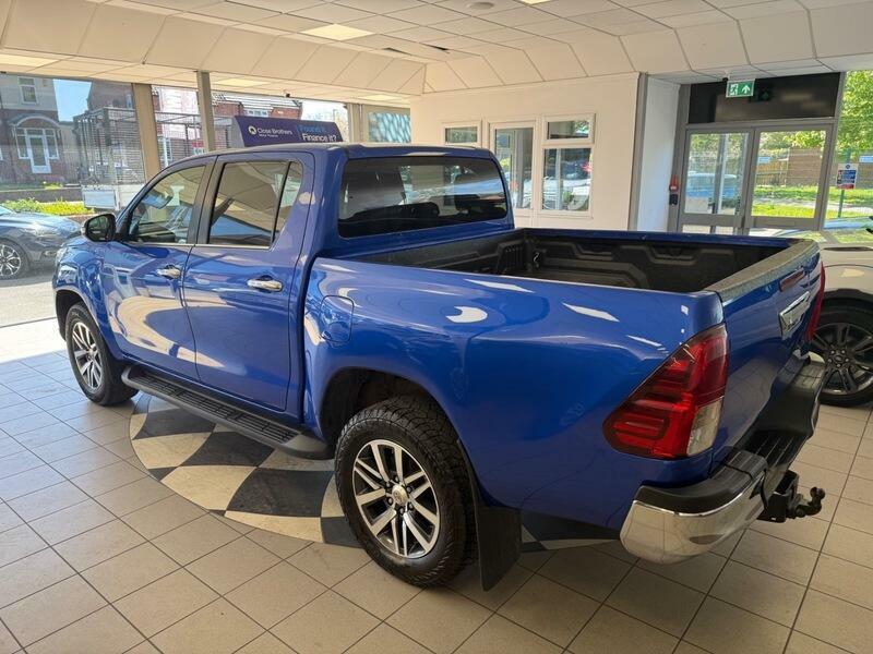 Toyota HILUX Invincible 4Wd D-4d Dcb 19 Plate No Vat SV19OAD Blue #5