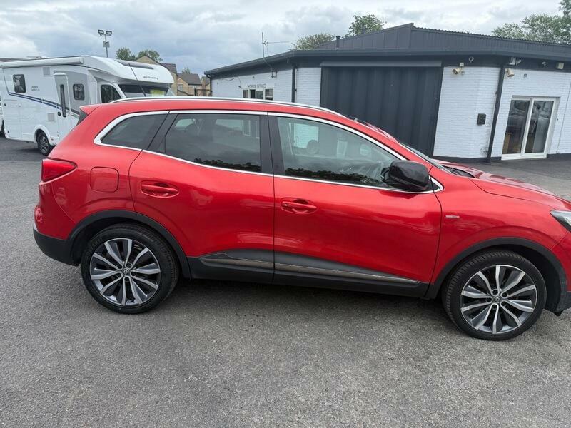 Renault Kadjar Signature Nav Dci 66 Plate Sat Nav Pan HN66UMA Red #6