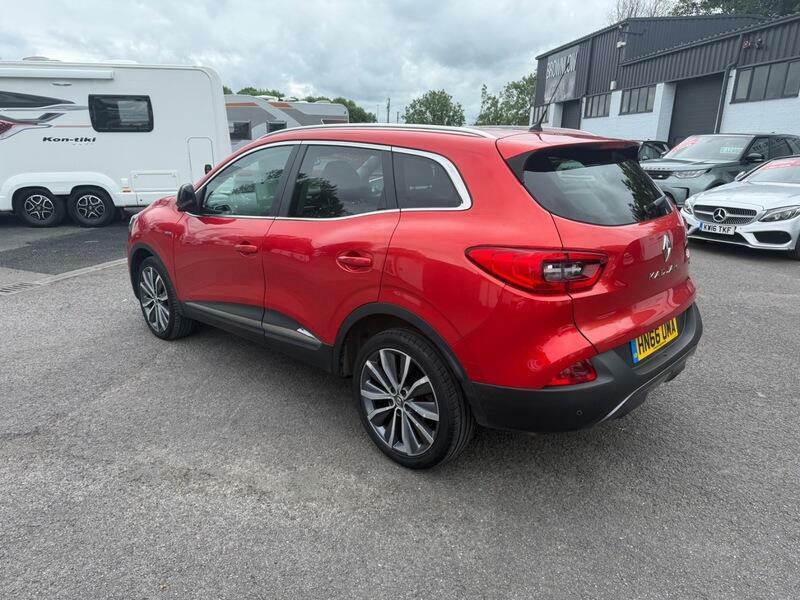 Renault Kadjar Signature Nav Dci 66 Plate Sat Nav Pan HN66UMA Red #2