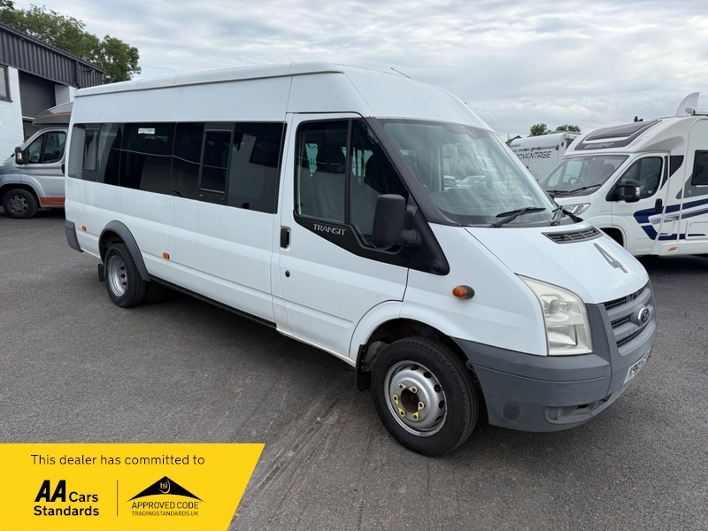 Ford Transit Custom 430 Shr Bus 17 White