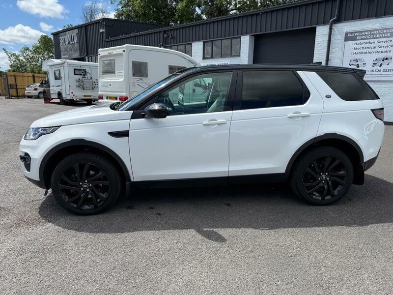 Land Rover Discovery Sport Td4 Hse Black 7 Seater 4X4 Sat Nav Leather Pa PX67UDU White #3