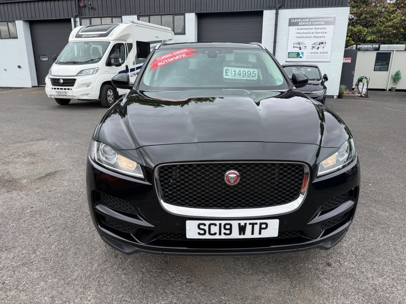 Jaguar F-Pace Prestige Awd 19 Plate Black #2