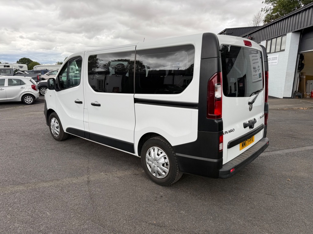 Vauxhall Vivaro 2900 1.6Cdti Biturbo 125Ps H1 Combi 9 Seat White #5