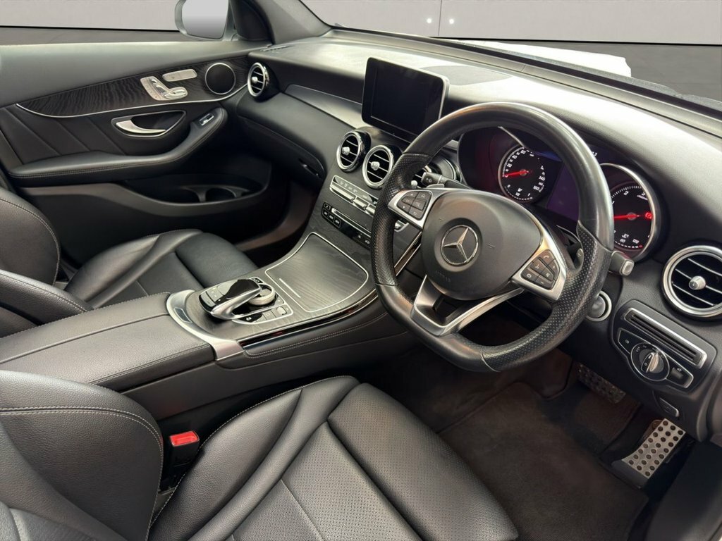 Mercedes-Benz GLC Class 2L Amg Line TA08NJA White #5