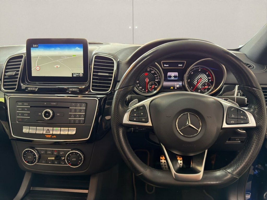Mercedes-Benz GLE Coupe 3L Amg Night Edition Blue #5
