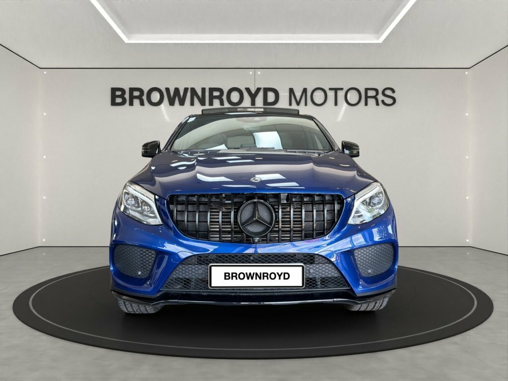 Mercedes-Benz GLE Coupe 3L Amg Night Edition Blue #4