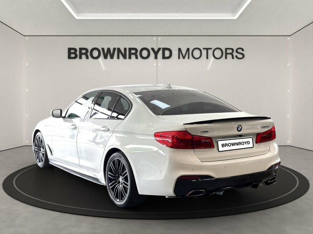 BMW 5 Series 2L M Sport HJ69LXN White #5
