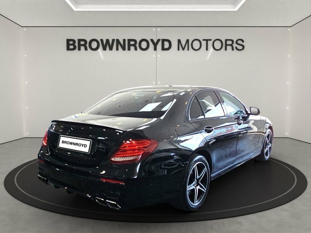 Mercedes-Benz E Class 2L Amg Line Black #4