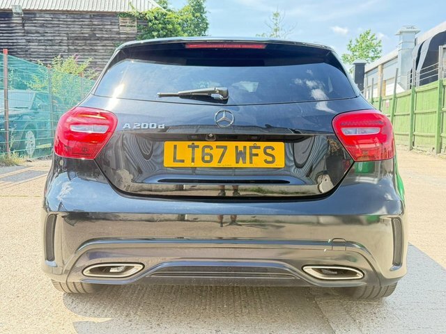 Mercedes-Benz A Class 2.1 A200d Amg Line Euro 6 S S Black #4