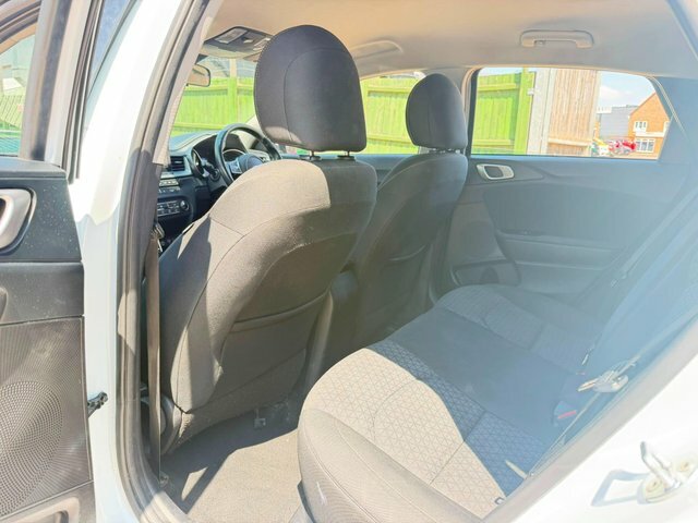 Kia Ceed 1.4 T-gdi 3 Sportswagon Dct Euro 6 Ss Red #22