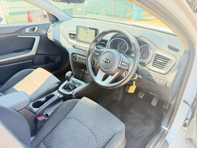 Kia Ceed 1.4 T-gdi 3 Sportswagon Dct Euro 6 Ss Red #9