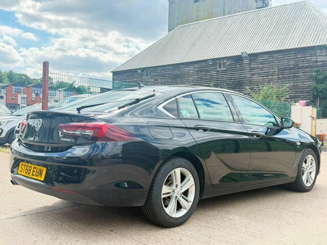 Vauxhall Insignia 2.0 Turbo D Blueinjection Sri Grand Sport Euro 6 Black #3