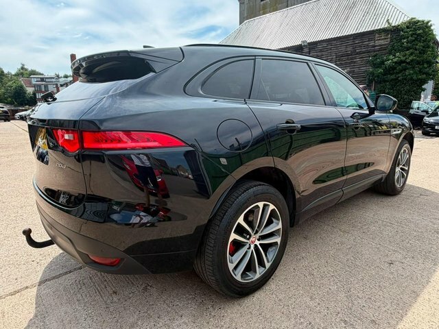 Jaguar F-Pace 2.0 D180 R-sport Euro 6 S S Black #3
