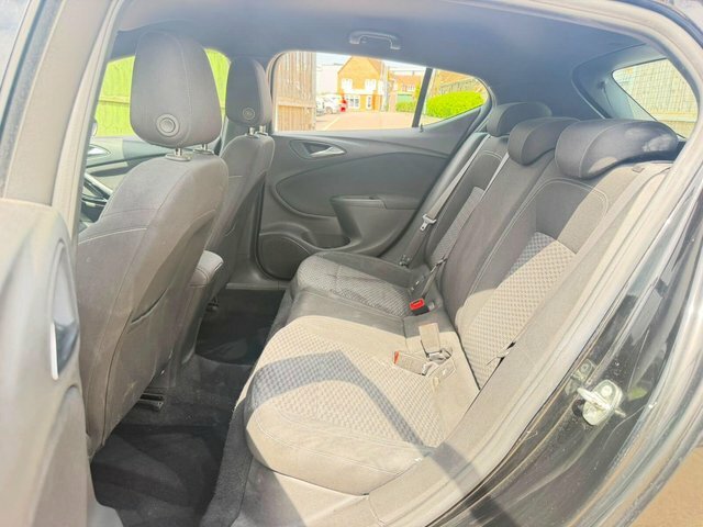 Vauxhall Astra 1.4I Turbo Sri Sports Tourer Euro 6 Ss Black #15