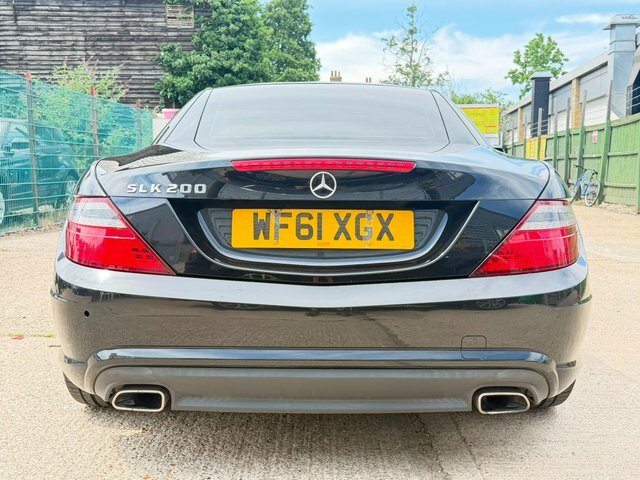 Mercedes-Benz SLK 1.8 Slk200 Blueefficiency Amg Sport Edition 125 G- Black #4