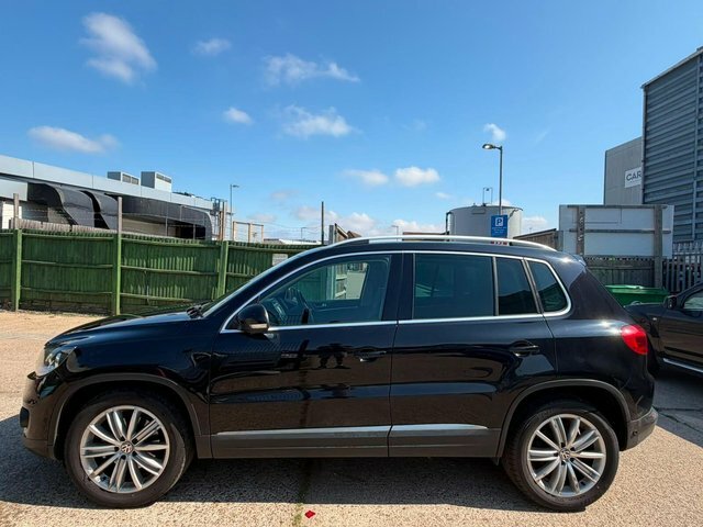 Volkswagen Tiguan 2.0 Tdi Bluemotion Tech Match 2Wd Euro 5 S S Black #6