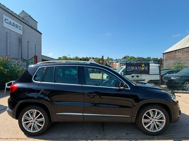 Volkswagen Tiguan 2.0 Tdi Bluemotion Tech Match 2Wd Euro 5 S S Black #2