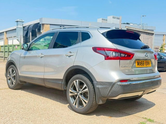 Nissan Qashqai 1.3 Dig-t N-connecta Euro 6 S S MA68UXK Silver #5