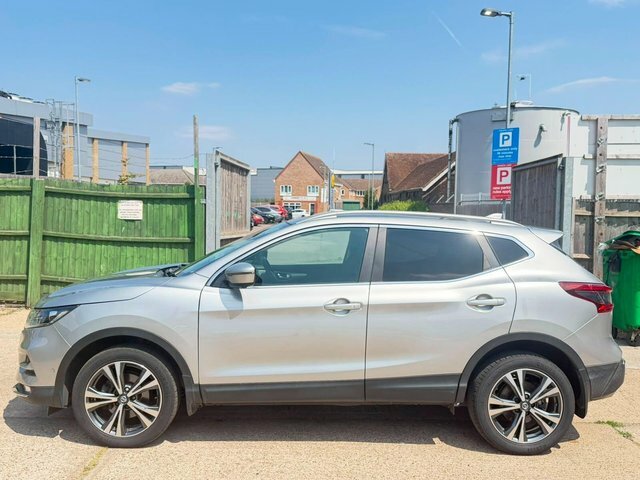 Nissan Qashqai 1.3 Dig-t N-connecta Euro 6 S S MA68UXK Silver #6