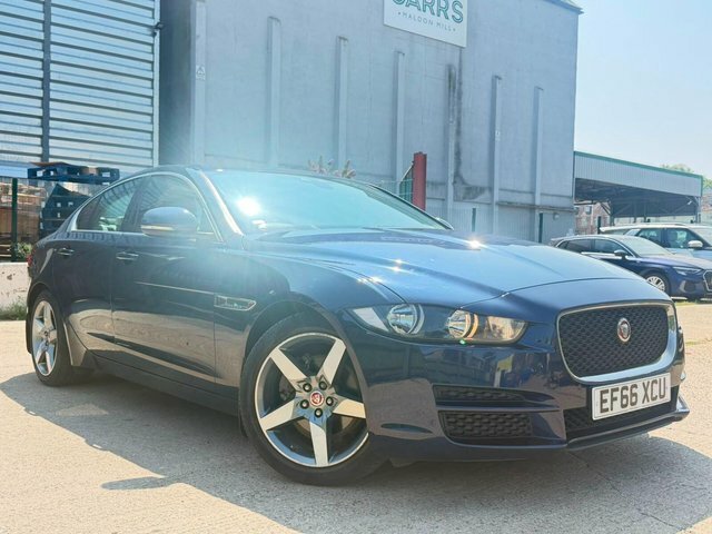 Jaguar XE 2.0D Prestige Euro 6 S S Blue