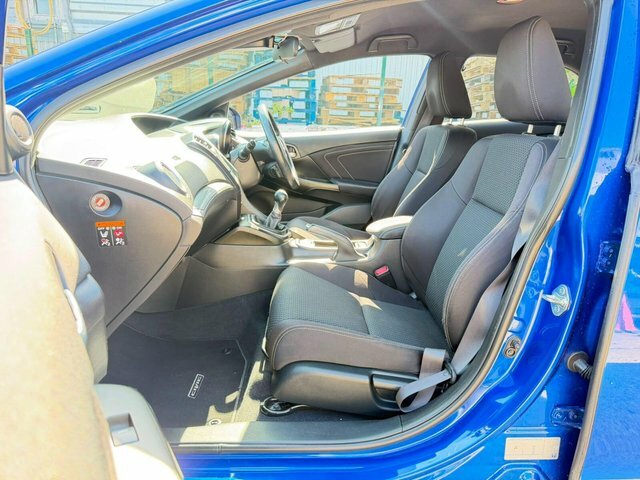 Honda Civic 1.8 I White #18
