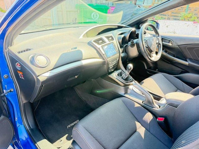 Honda Civic 1.8 I White #20