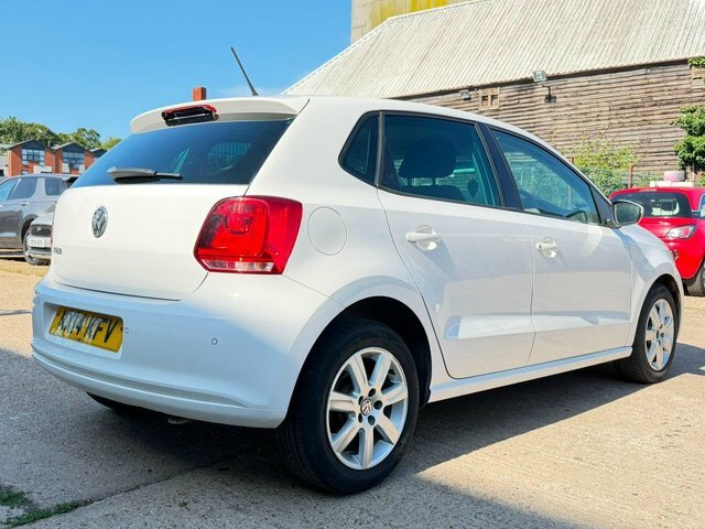 Volkswagen Polo 1.2 Match Edition Euro 5 White #3
