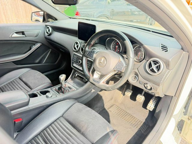 Mercedes-Benz A Class A 200 D Amg Line Executive White #10