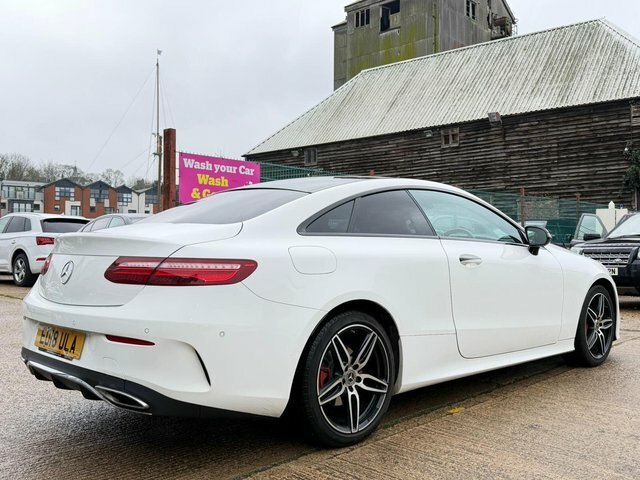 Mercedes-Benz E Class 2.0 E220d Amg Line Premium G-tronic Euro 6 S S White #4
