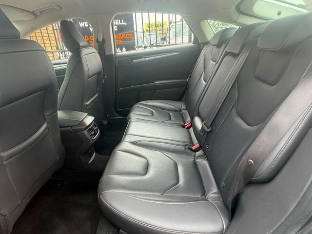 Ford Mondeo Mondeo St-line Edition Ecoblue White #14