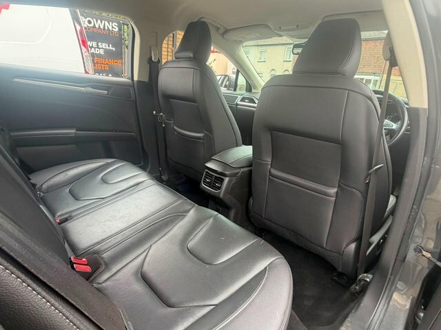 Ford Mondeo Mondeo St-line Edition Ecoblue White #13