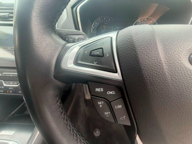 Ford Mondeo Mondeo St-line Edition Ecoblue White #17