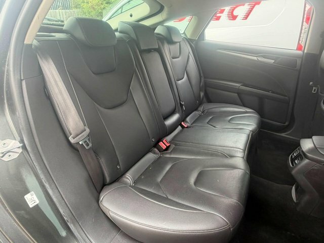 Ford Mondeo Mondeo St-line Edition Ecoblue White #12