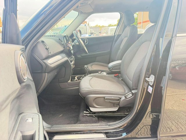 Mini Countryman 1.5 Cooper Classic Grey #15