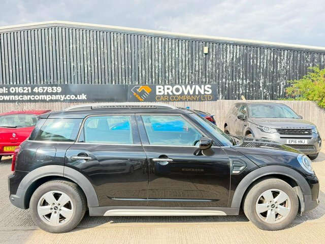 Mini Countryman 1.5 Cooper Classic Steptronic Euro 6 S S Black #2
