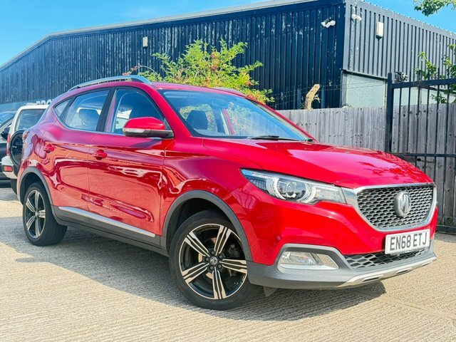 MG ZS 1.0 T-gdi Exclusive Euro 6 Red