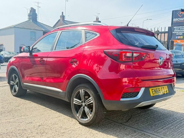MG ZS 1.0 T-gdi Exclusive Euro 6 Red #5