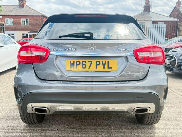 Mercedes-Benz GLA Class 2.1 Gla220d Amg Line Executive 7G-dct 4Matic Eur Grey #6