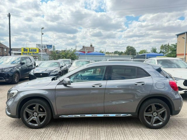 Mercedes-Benz GLA Class 2.1 Gla220d Amg Line Executive 7G-dct 4Matic Eur Grey #5