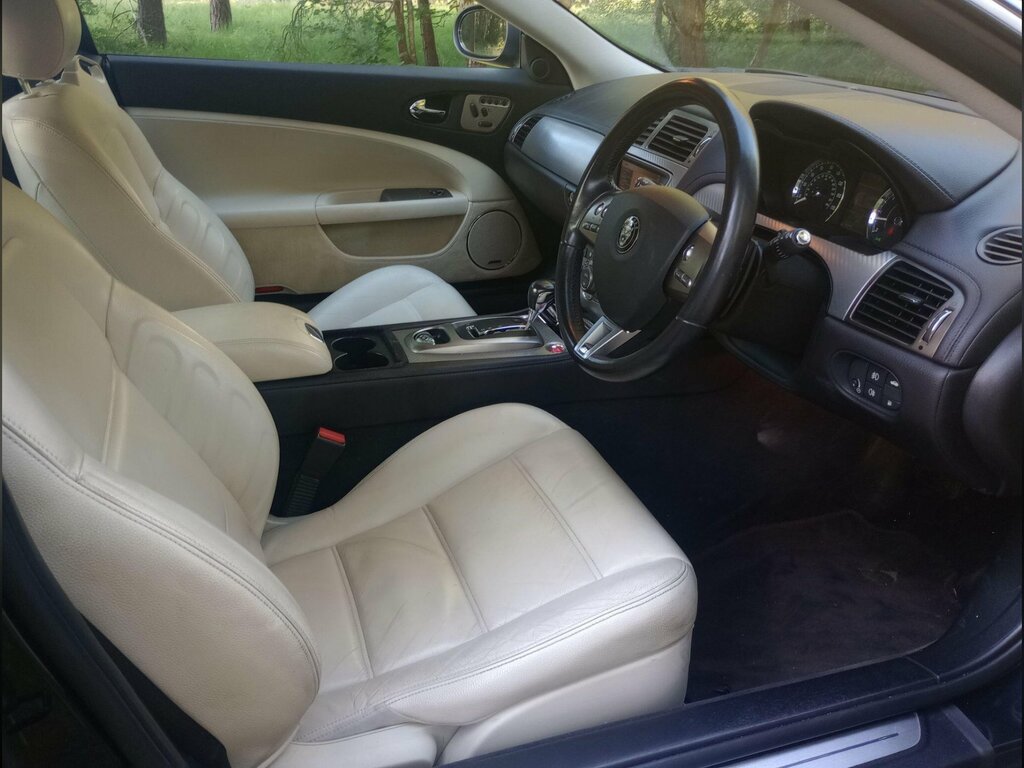 Jaguar XKR 4.2 V8 Euro 4 Black #2