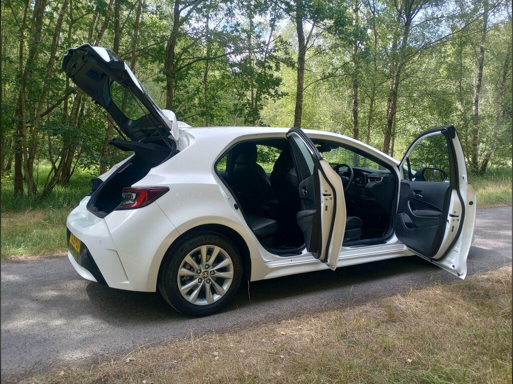 Toyota Corolla 1.8 Vvt-h Icon Cvt Euro 6 Ss YS25PZJ White #3