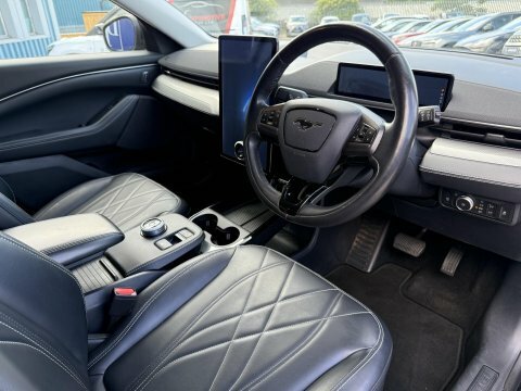 Ford Mustang Mach-E Standard Range 70Kwh Black #2
